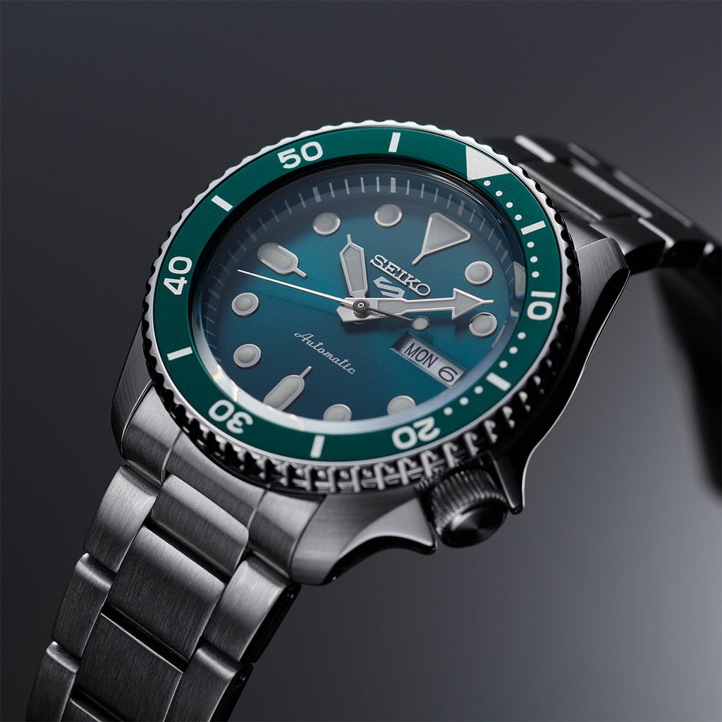 Seiko 5 Sports Automatic Watch SRPD61K1 with Vivid Green Face