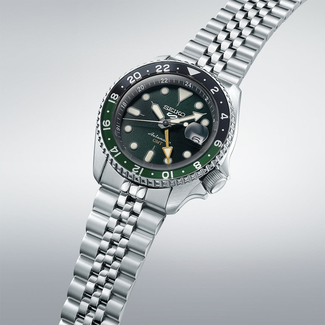 Seiko Sports SKX GMT Bi-Colour Green SSK035K1 - Main Image